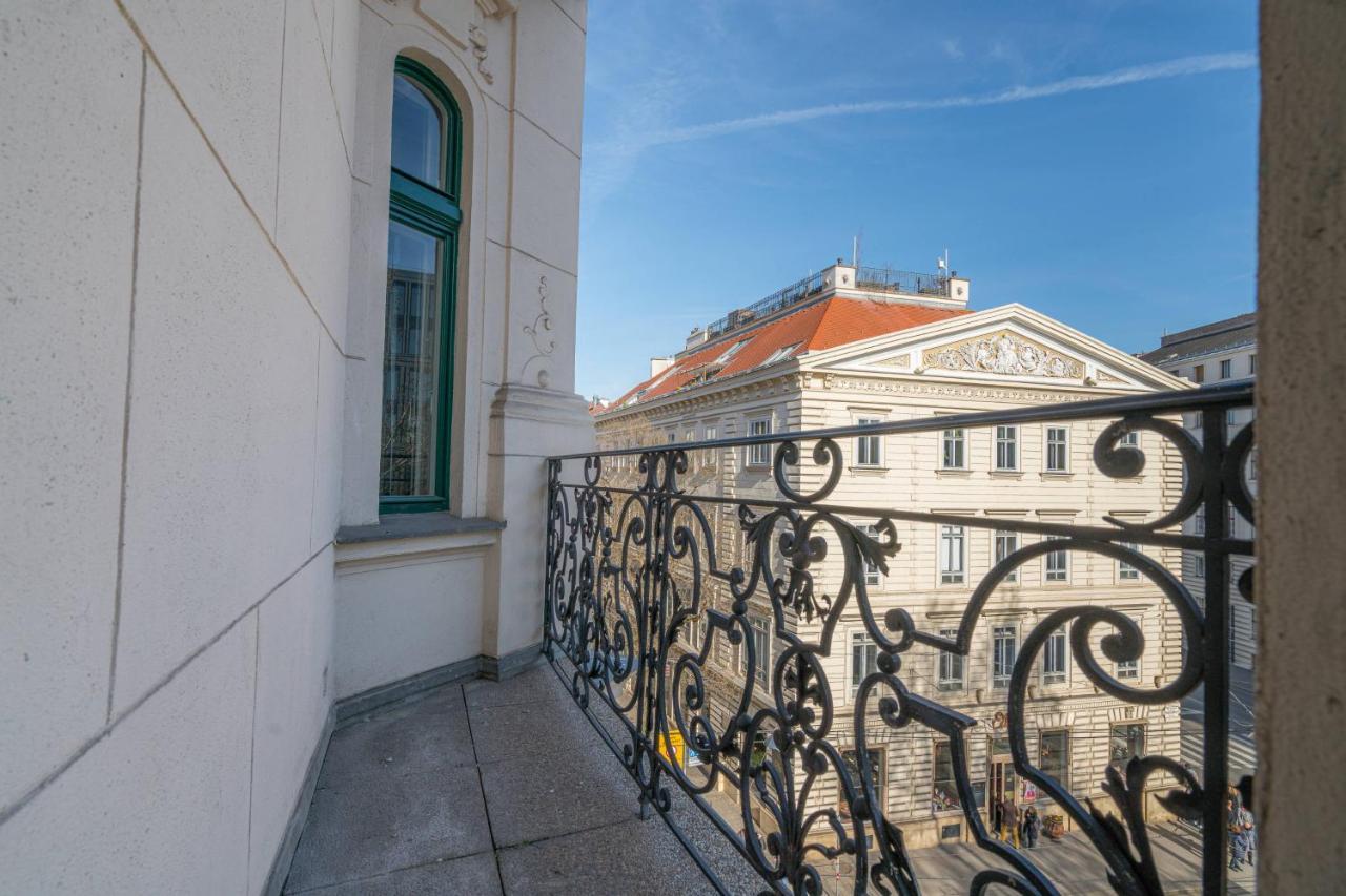 Vienna Residence, City Hall - Parliament Kültér fotó
